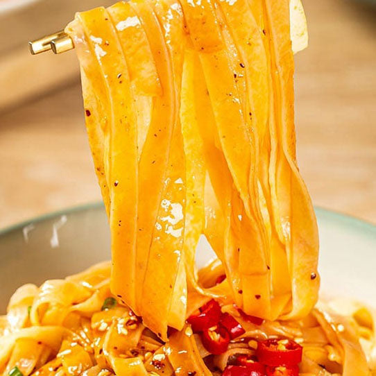 Mì A-Kuan Alley Vị Vịt Đen 100 g × 4 gói – mì phẳng rộng cay nồng