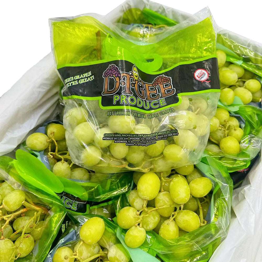 D.T.GEE-Autumn-Crisp-Grapes---900g-1