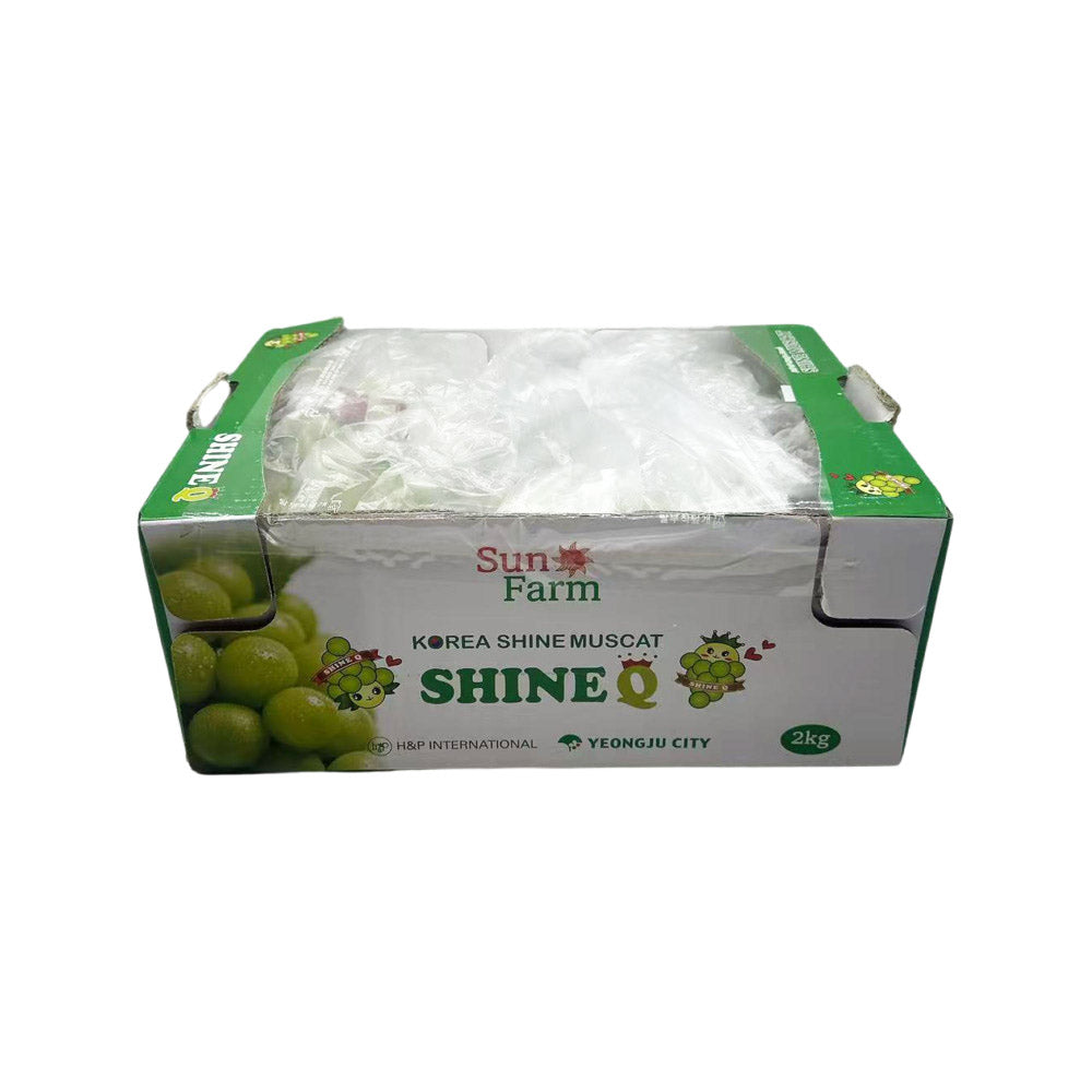 korean-premium-shine-muscat-grapes-gift-box-approx-2kg-seedless-green-grapes-3