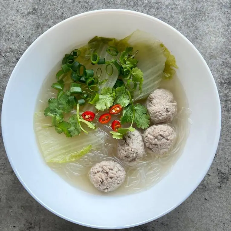 Thai Glass Noodle Soup with Chicken Meatballs (Gaeng Jued Woon Sen)