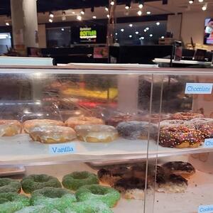 Have you visited our New Bakery Section at AG Marketplace? 🥐

If not, you're in for a treat! Our freshly added Bakery section showcases a variety of pastries, including delectable desserts from @boston_doughnuts, and the chewy delights of @mochiric 🍩

But that's just the beginning—there's so much more waiting for you to explore! Check it out now! 🎉

📍Lower Ground of @littlesaigonplaza 
🚗 Free underground parking via Kitchener Parade
🔗 Order Asian groceries online: www.asiangroceronline.com.au
🚚 Free delivery for orders over $150 

#winter #snow #AGMarketplace #AsianGrocerOnline #Bankstown #Sydney #AsianMarket #Asian #Supermarket #Quality #Affordable #AsianGroceries #EasyShopping #GreatValue #FreshMeat #Meat #Pork #Chicken #Beef #WagyuSpecial #Wagyu #MB89 #Discount #Special